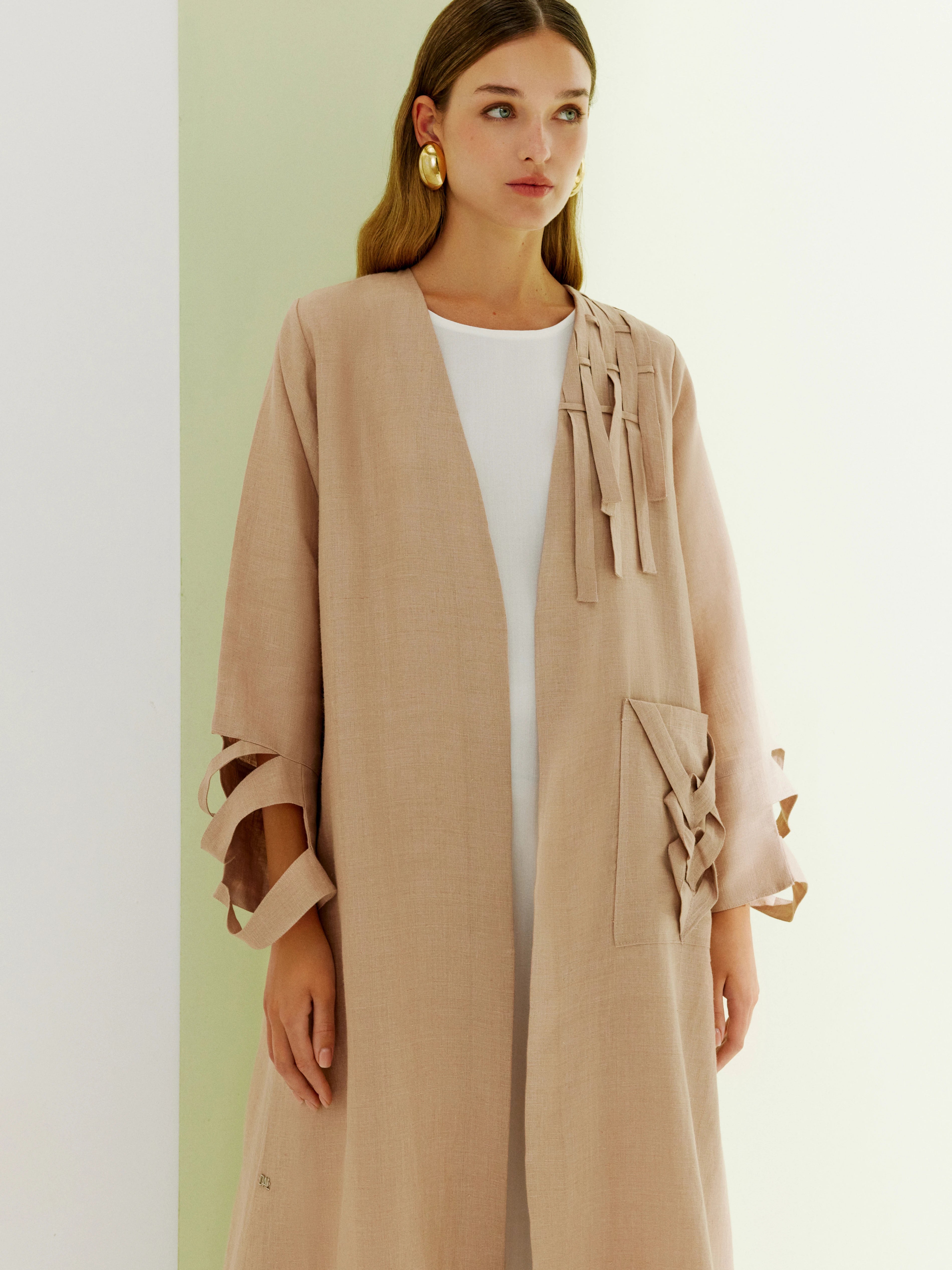 Interwoven Linen Abaya (Nude)