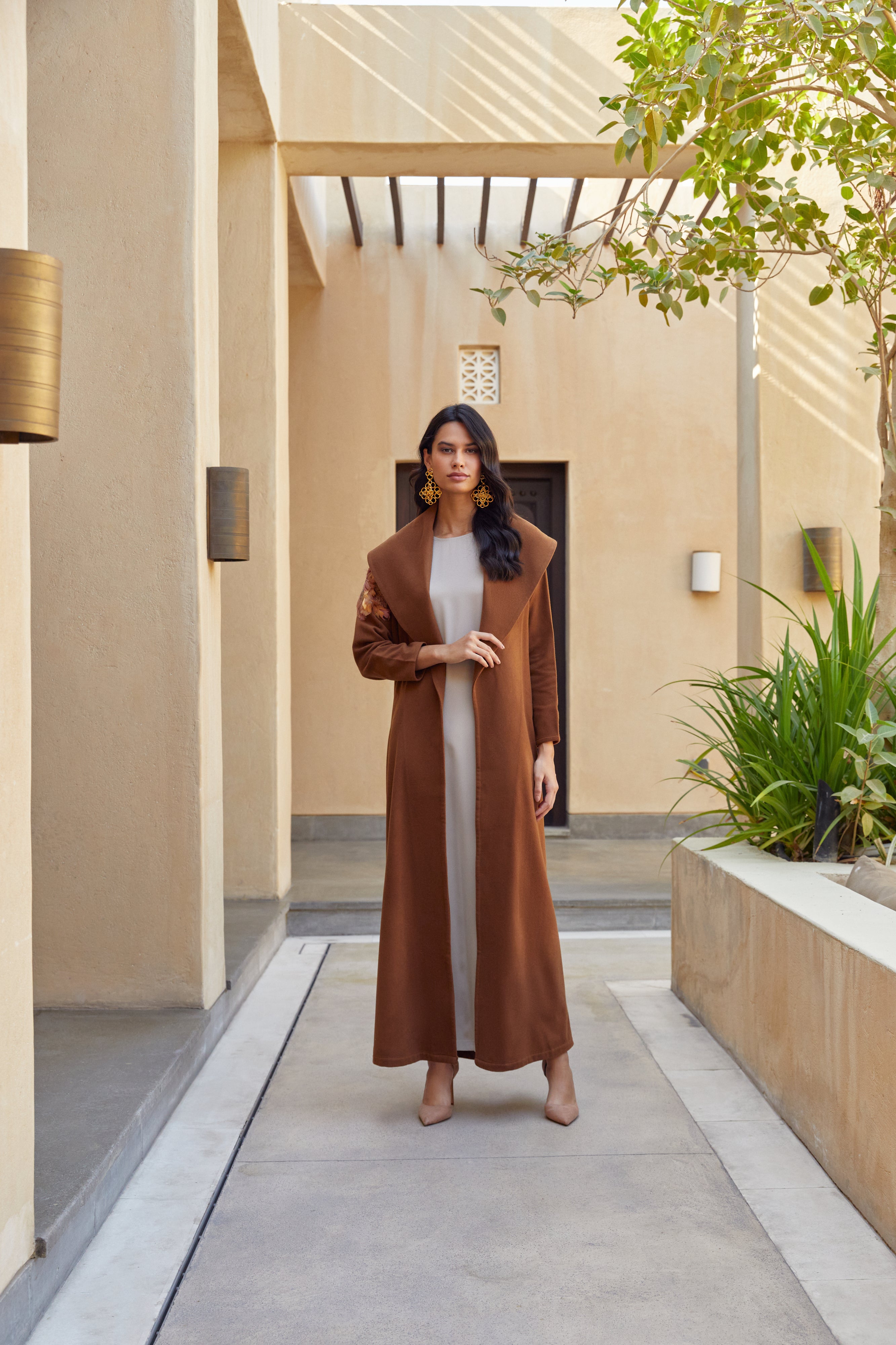 Camel Wool Coat with Feather Shoulder Embroidery