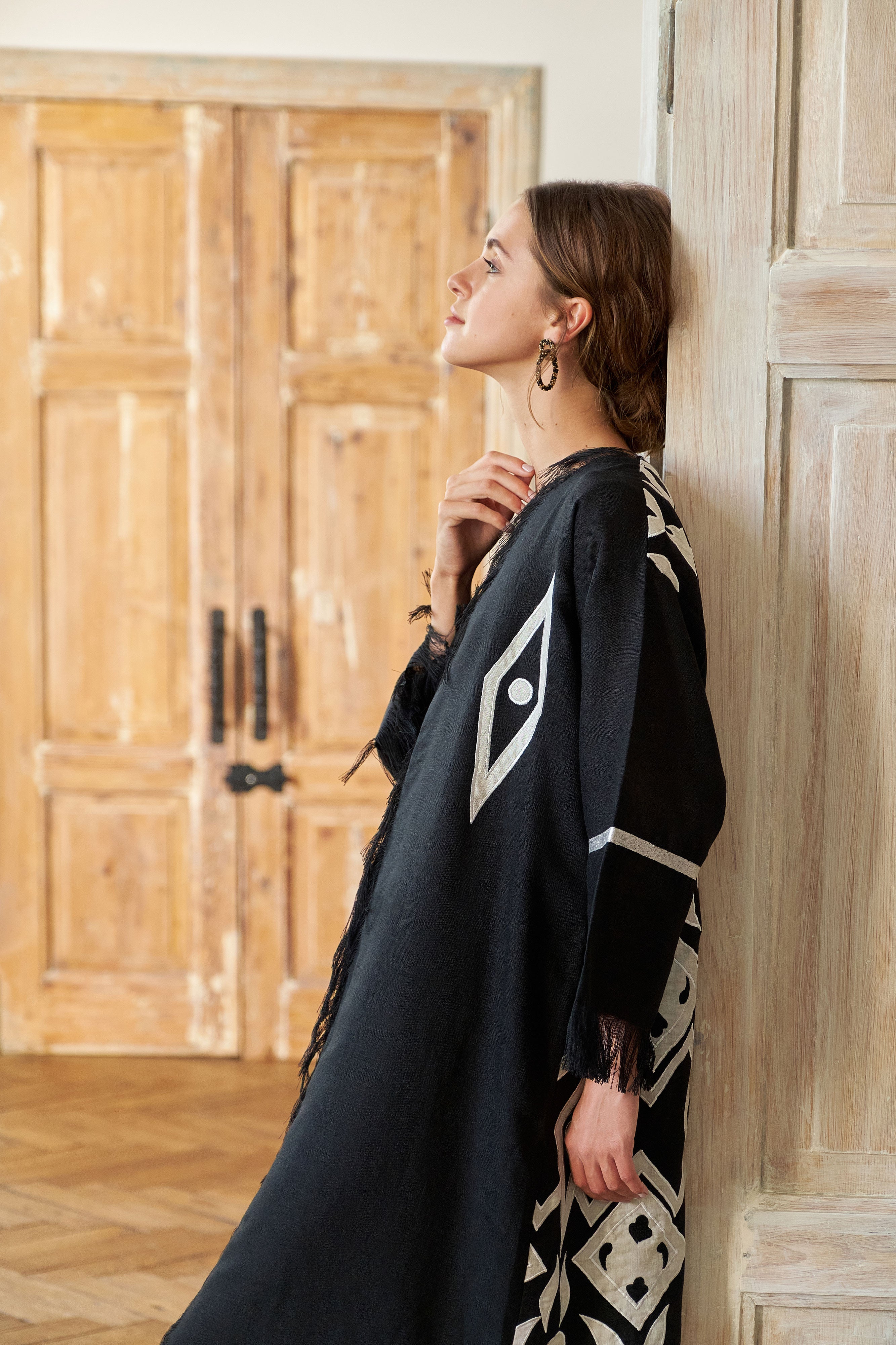Black Linen with Cutout Embroidery Back Panel Abaya